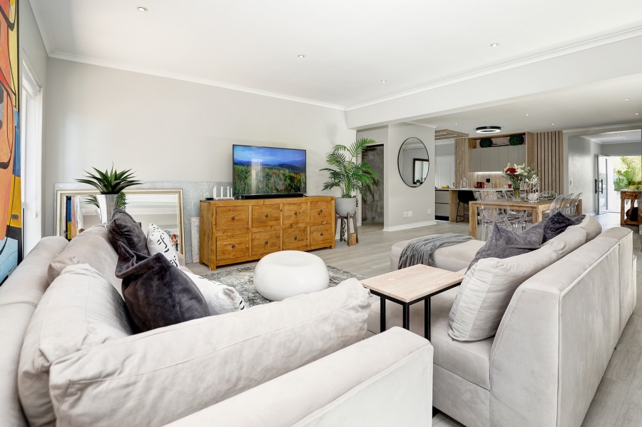 3 Bedroom Property for Sale in Valmary Park Western Cape